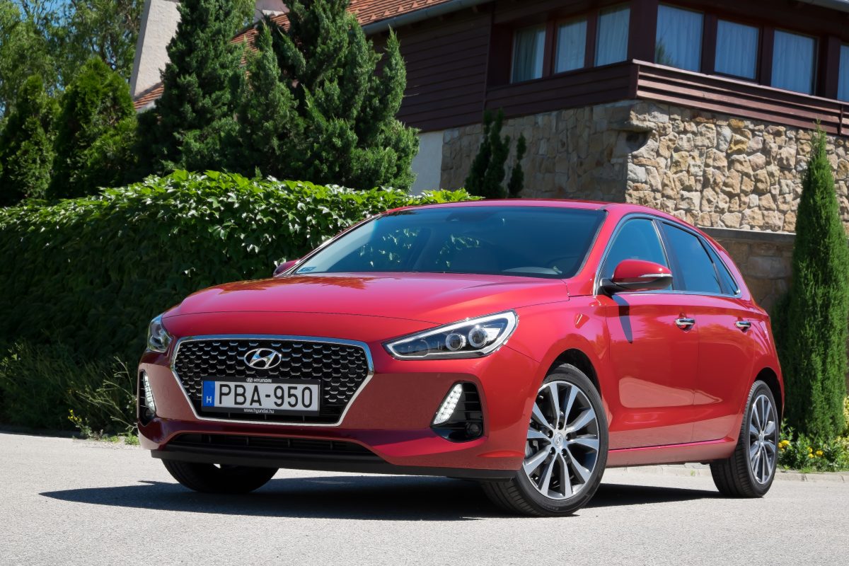 HYUNDAI I30