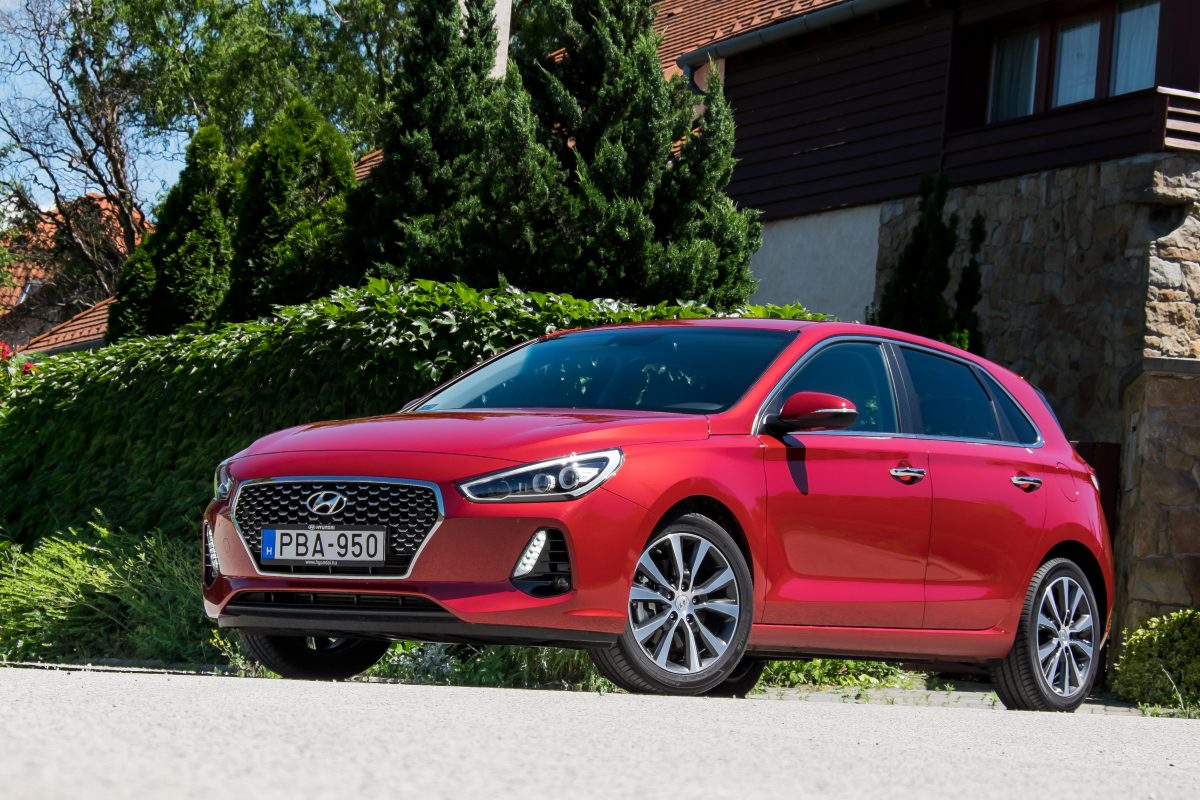 HYUNDAI I30