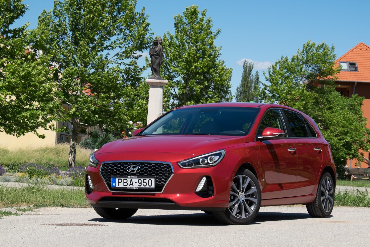 HYUNDAI I30