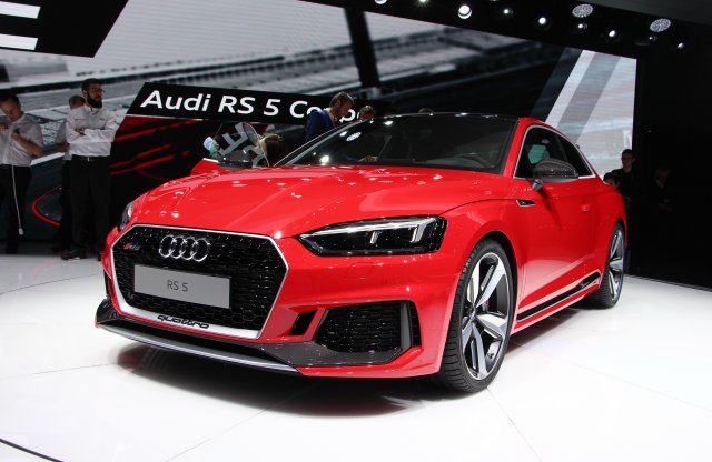 A Porsche Panameránál is erősebb az új Audi RS5