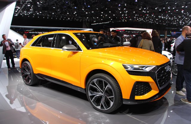 Sportosabb arcát mutatja az Audi Q8