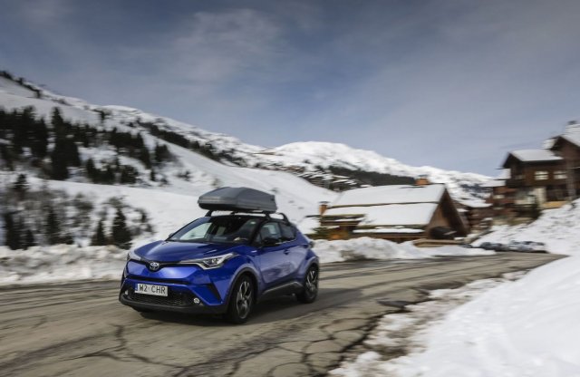 A turbós sem rossz, de a hibrid a legjobb - Toyota C-HR próba
