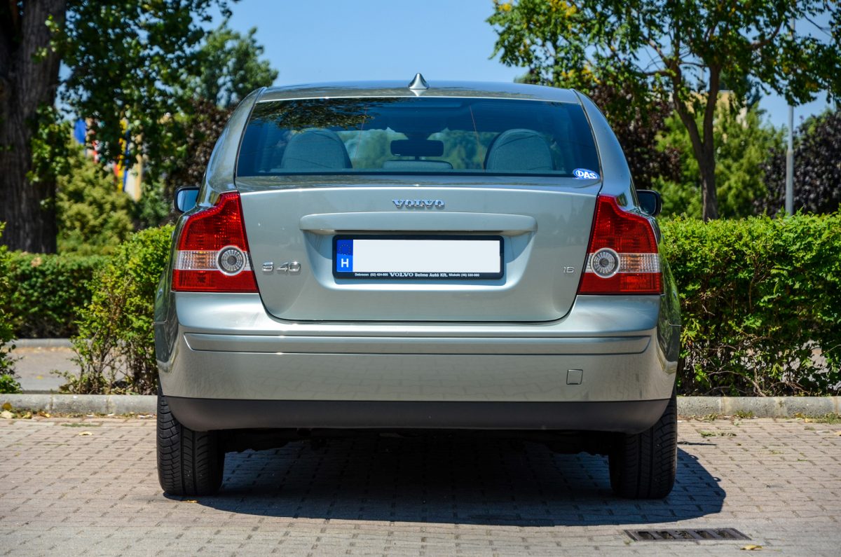 VOLVO S40