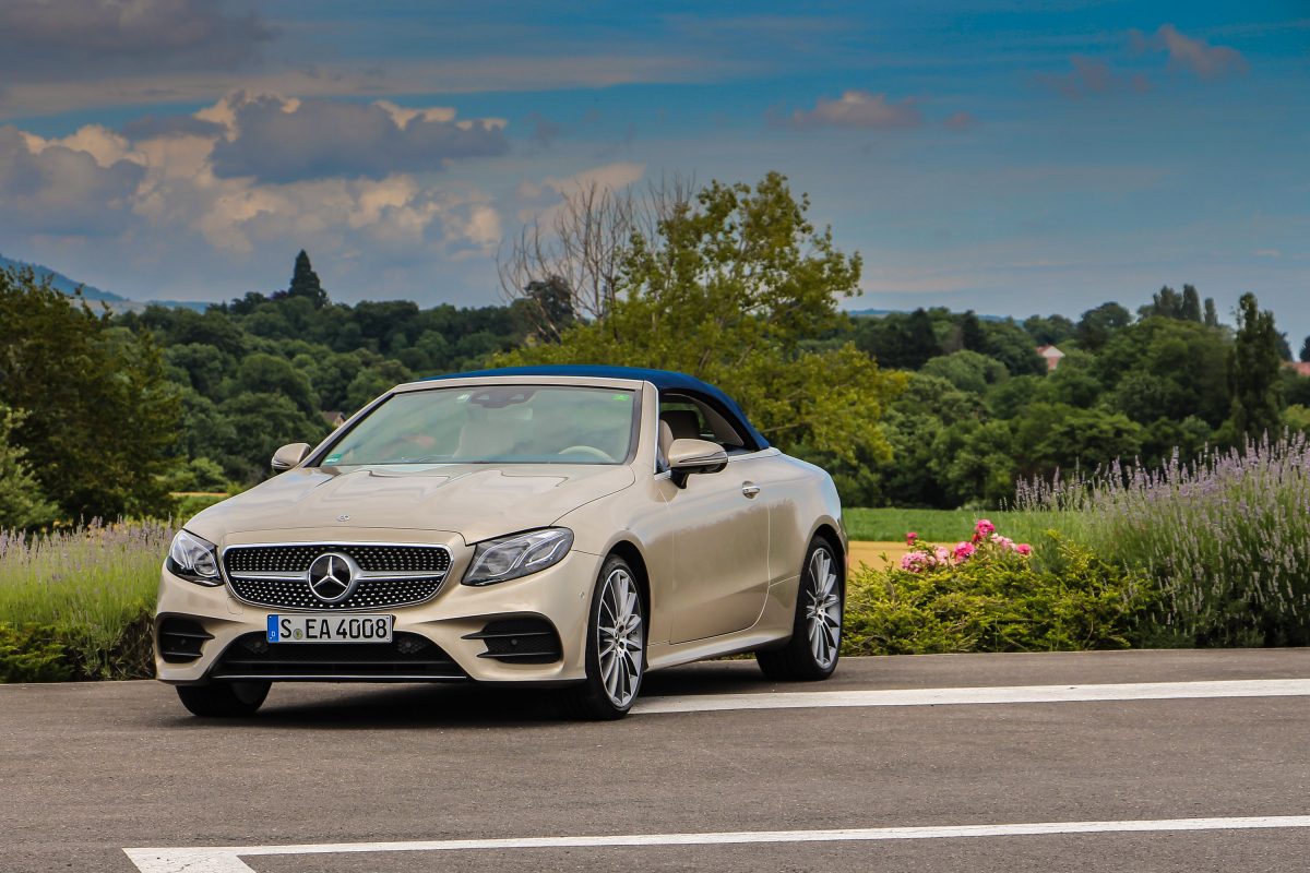 MERCEDES-BENZ E-OSZTÁLY