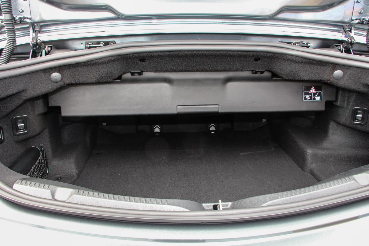 MERCEDES-BENZ E-OSZTÁLY