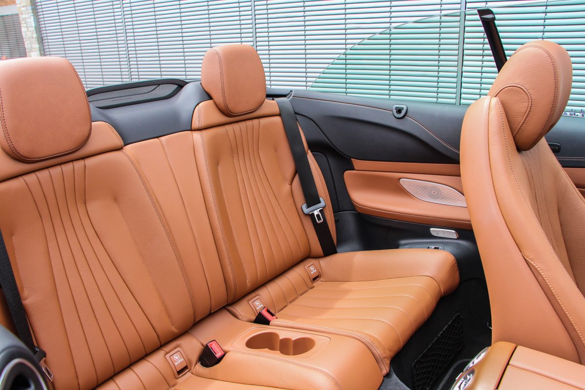 MERCEDES-BENZ E-OSZTÁLY