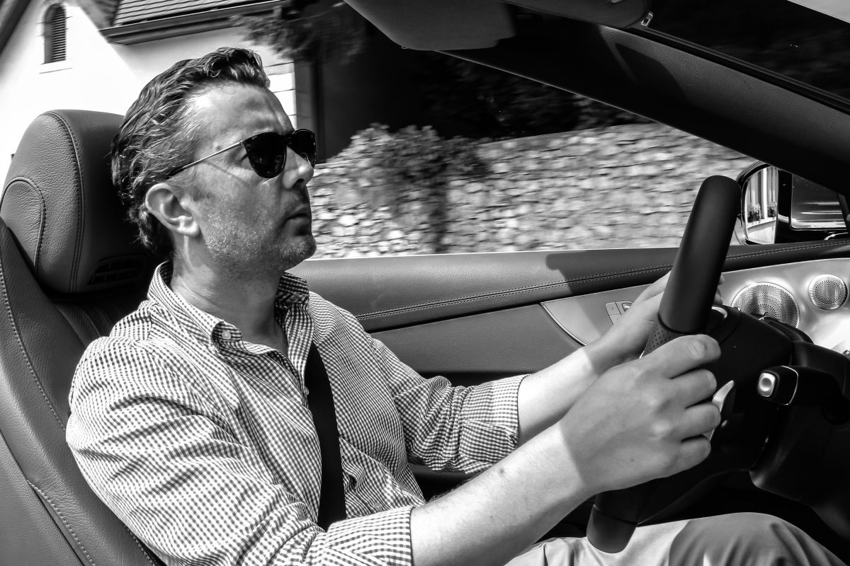 MERCEDES-BENZ E-OSZTÁLY