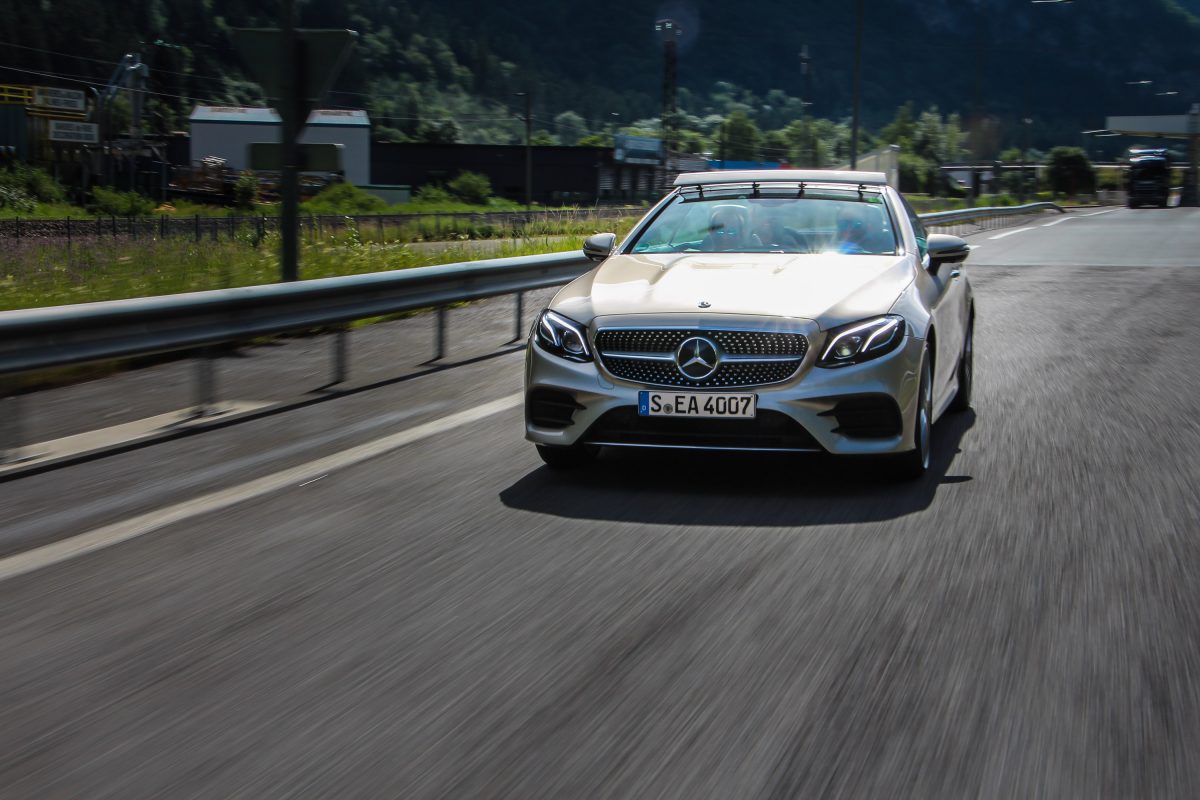 MERCEDES-BENZ E-OSZTÁLY