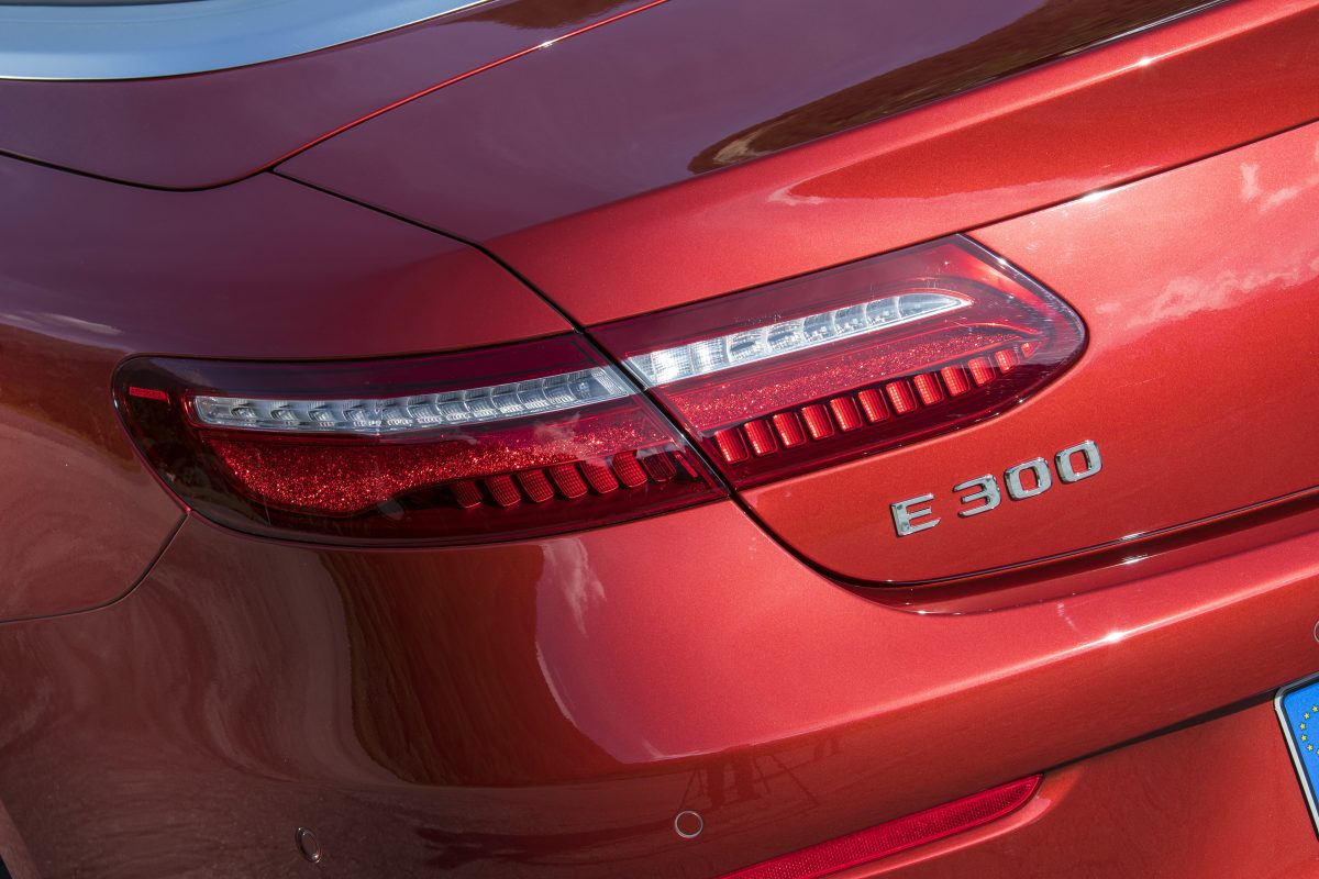 MERCEDES-BENZ E-OSZTÁLY