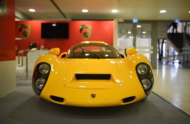 Így reinkarnálódik egy legendás Porsche