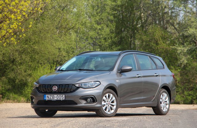 Olyan jó nagy! Fiat Tipo Kombi teszt