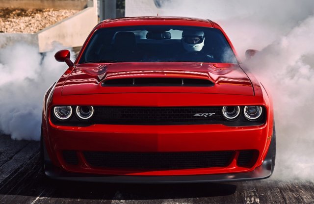 A leggyorsabb, mégsem versenyezhet a Demon