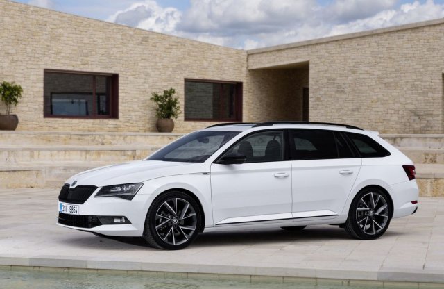 Már 1 millió készült a Skoda csúcsmodelljéből