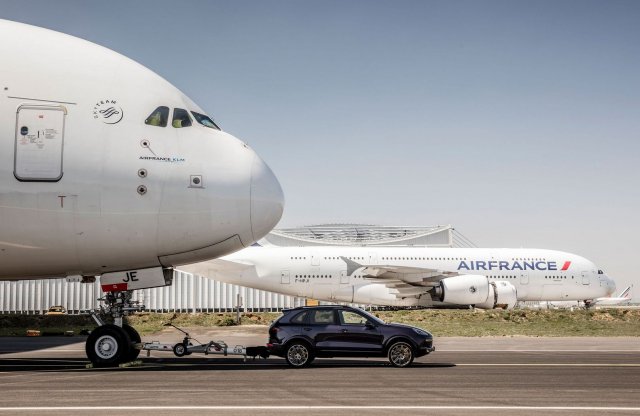 Világrekordot döntött a Porsche Cayenne