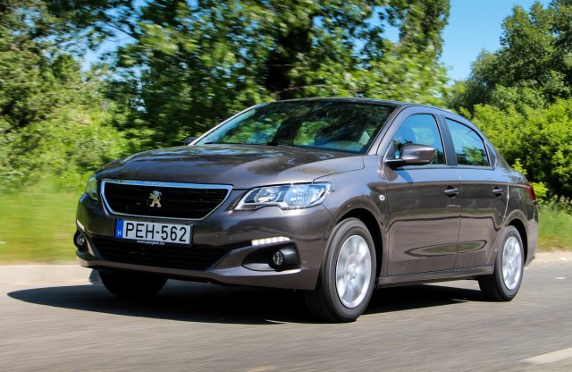 Házi macska – Peugeot 301 facelift teszt