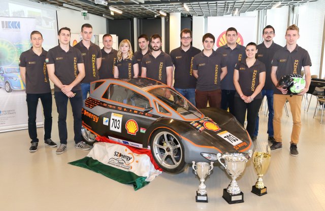 Magyar diákok a Shell Eco-marathonon