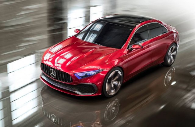 Vadiúj négyhengereseket fejleszt a Mercedes-Benz