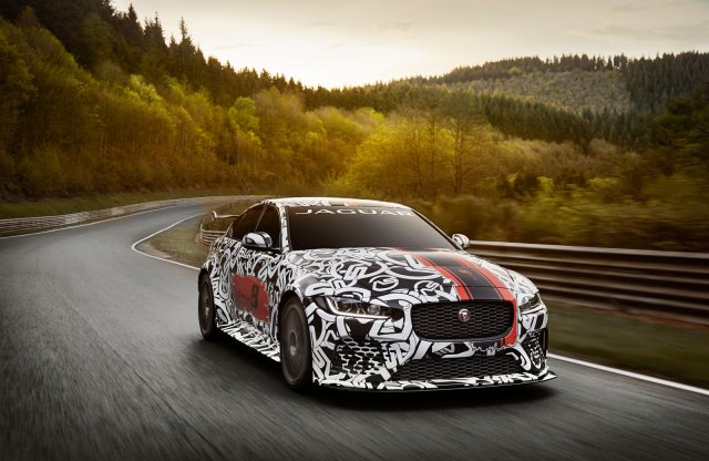 Minden idők legerősebb utcai Jaguarja érkezik