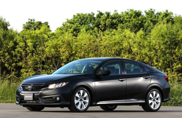 Duplakuplungos váltót fejlesztenek a Civichez