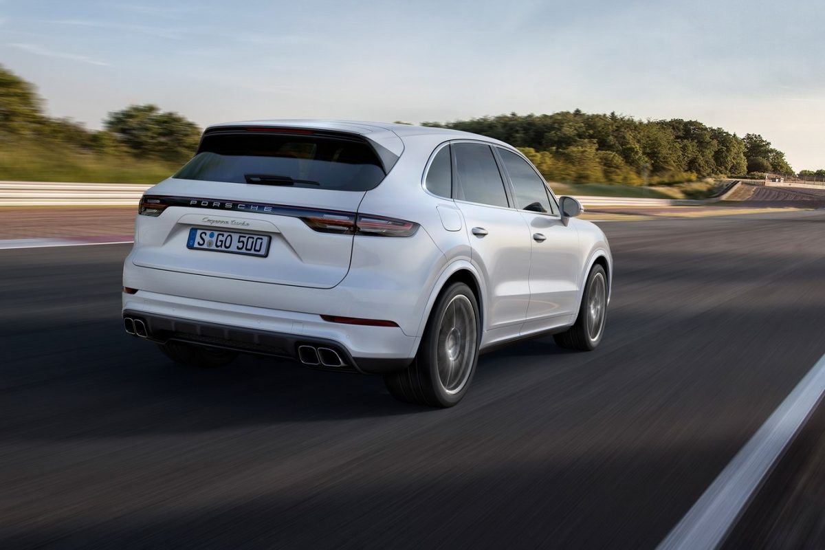 PORSCHE CAYENNE