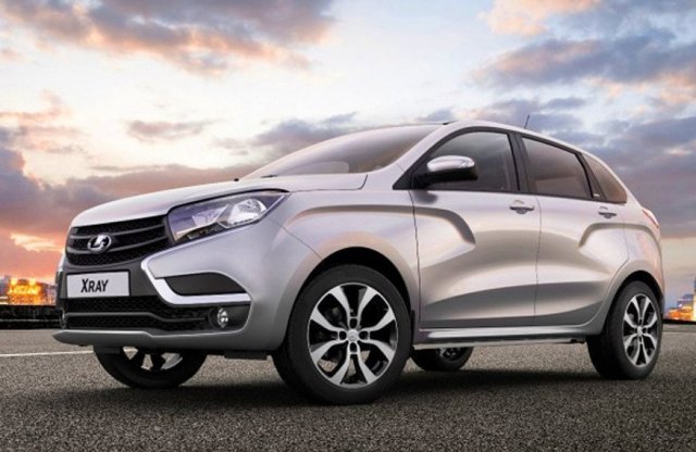 Tolatókamera és bőrülés az új Ladában