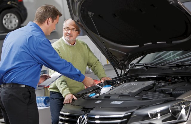 Újabb botrányban több német autógyártó