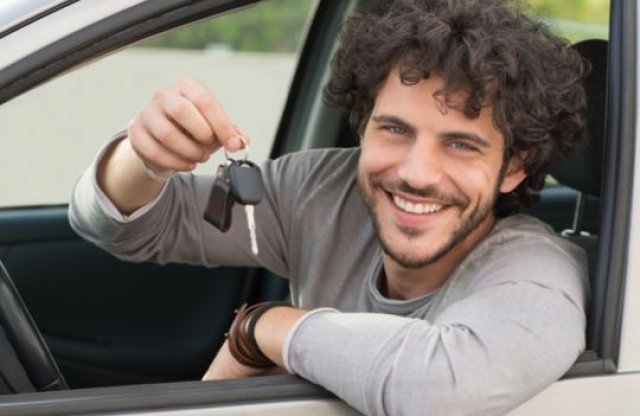 Így kereshet pénzt az autónk