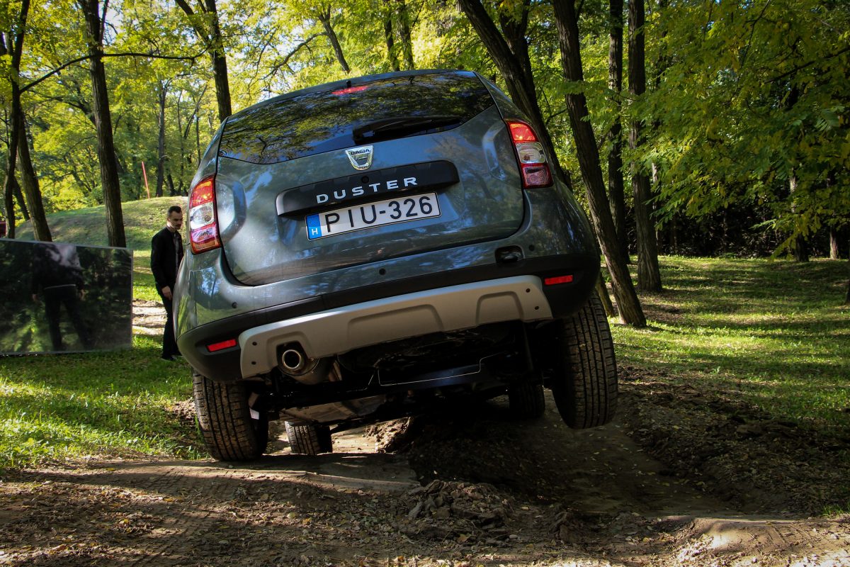 DACIA DUSTER