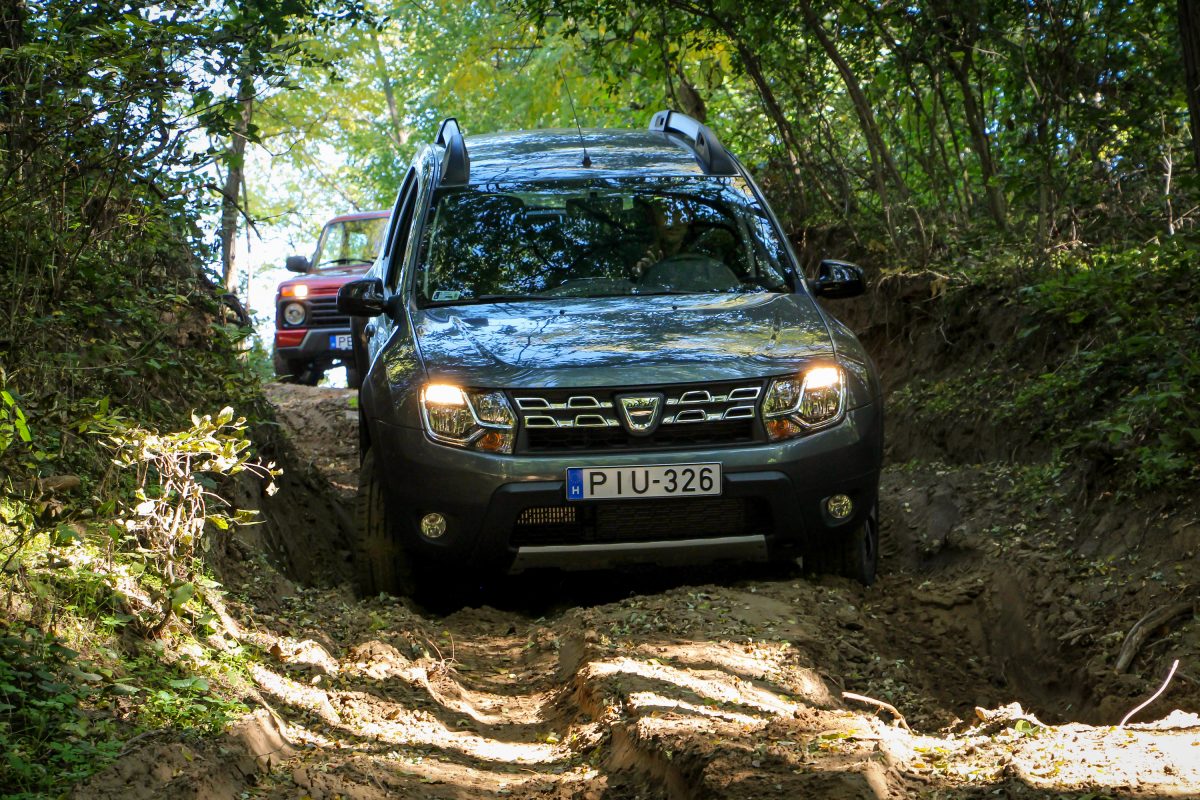 DACIA DUSTER