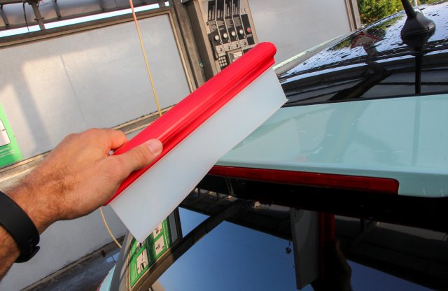 Vizet húzni olcsó gumival is jó