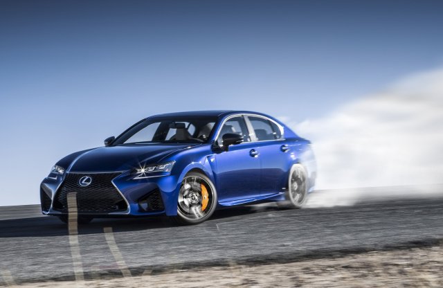 Szívó V8-as helyett biturbó V8-ast kaphat az új Lexus GS F