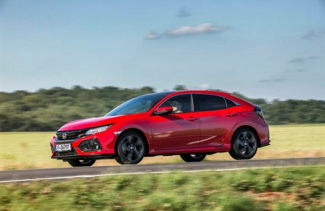 3,7 literes fogyasztással jön a dízel Honda Civic