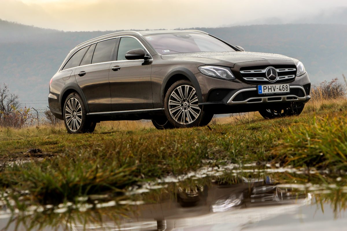 MERCEDES-BENZ E-OSZTÁLY