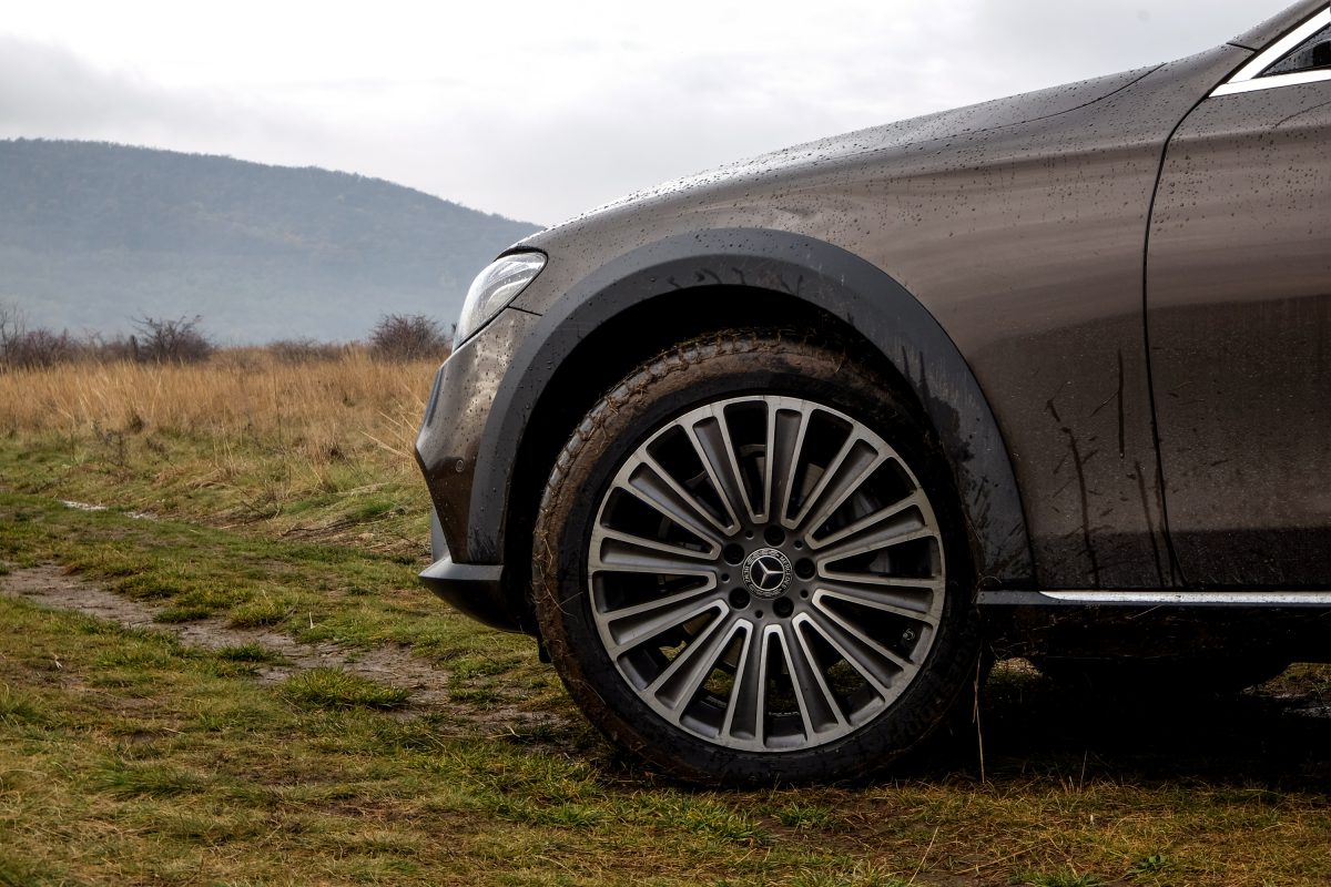 MERCEDES-BENZ E-OSZTÁLY