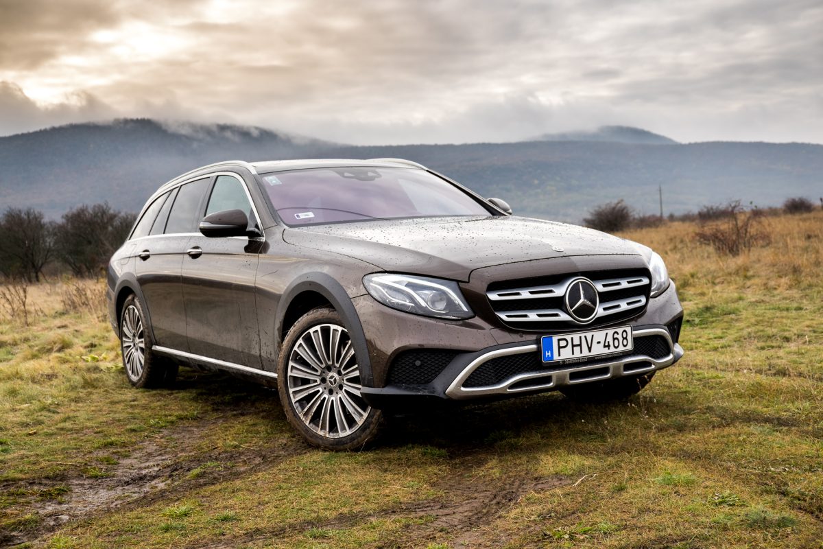 MERCEDES-BENZ E-OSZTÁLY