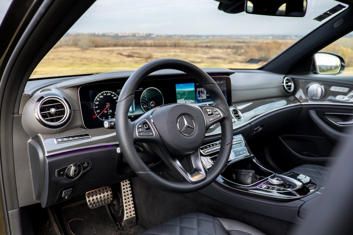 MERCEDES-BENZ E-OSZTÁLY