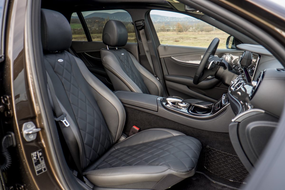 MERCEDES-BENZ E-OSZTÁLY