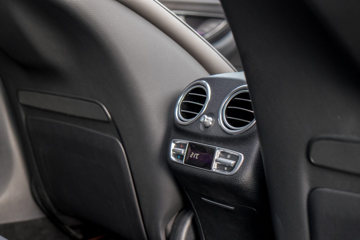 MERCEDES-BENZ E-OSZTÁLY