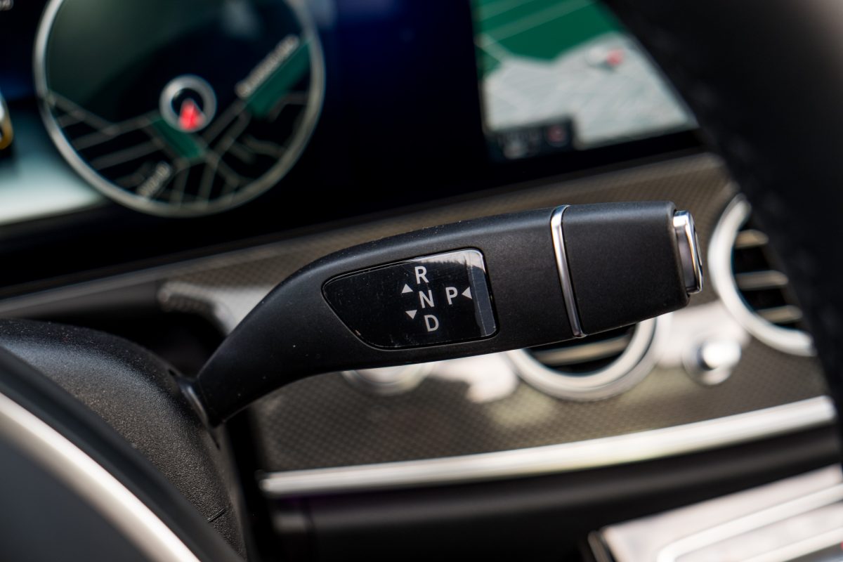 MERCEDES-BENZ E-OSZTÁLY