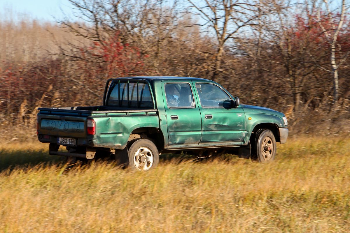 TOYOTA HI LUX