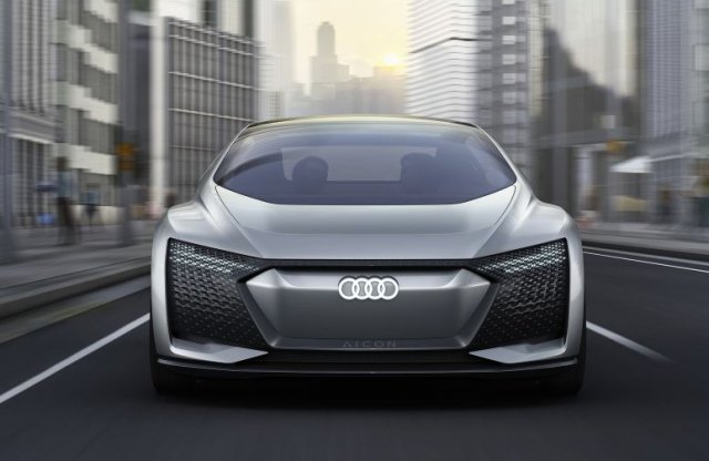 Akár 800 kilométert is mehet az Audi önvezető elektromos autója