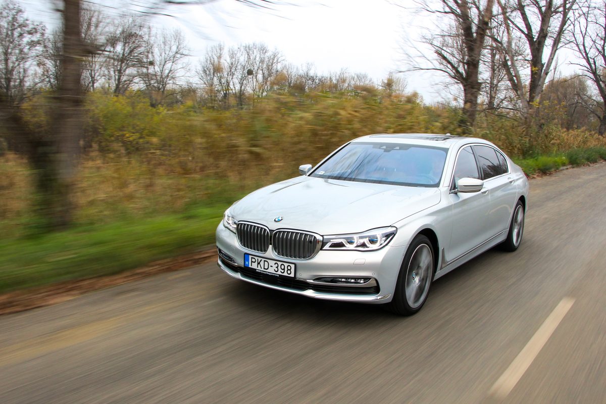BMW 7-ES SOROZAT