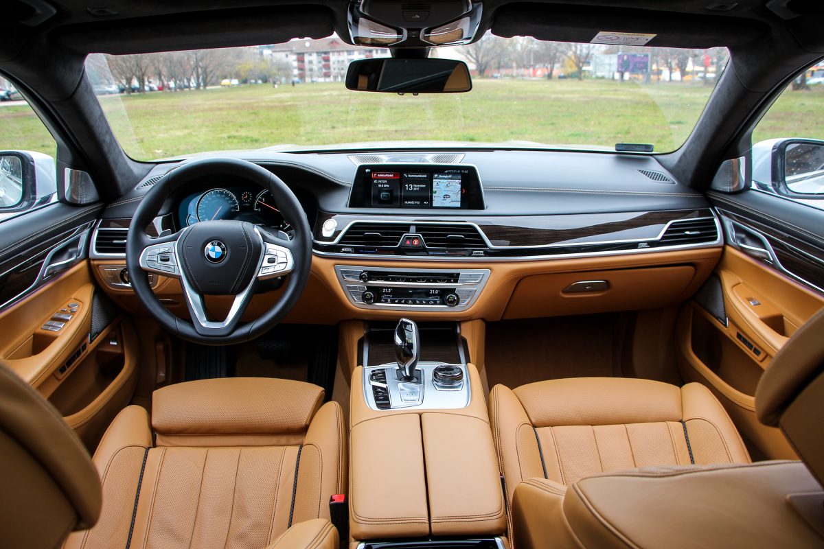 BMW 7-ES SOROZAT