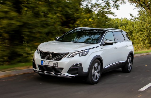 Figyeld a másik kezét is! – 5008 GT