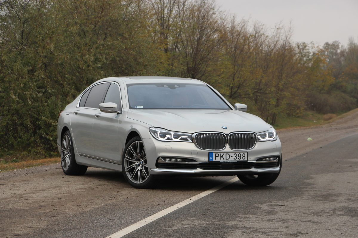 BMW 7-ES SOROZAT
