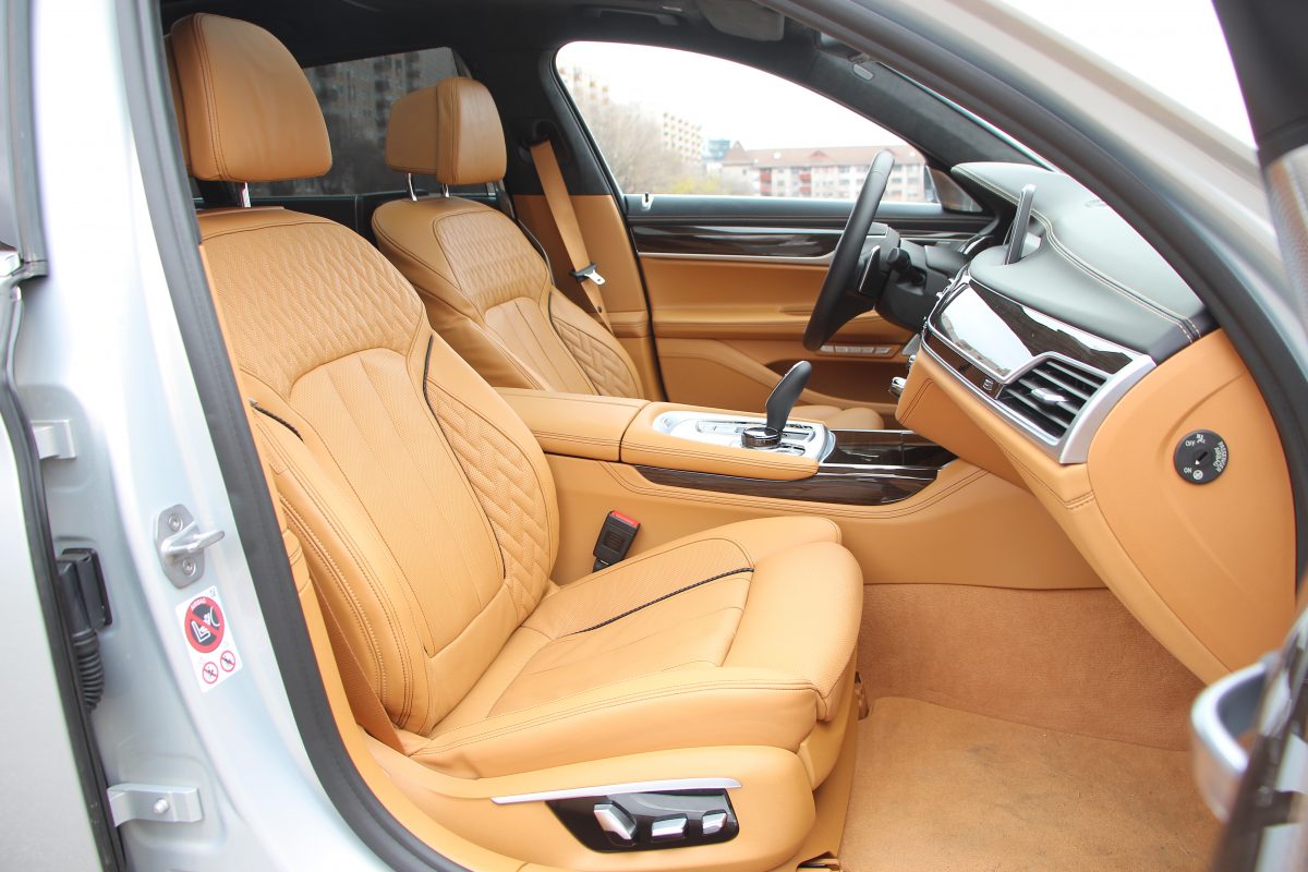 BMW 7-ES SOROZAT