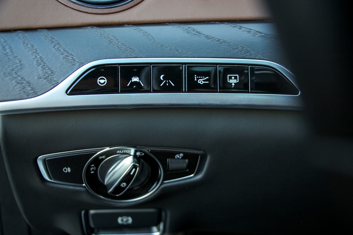 MERCEDES-BENZ S-OSZTÁLY