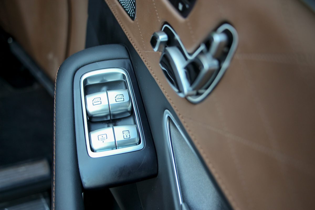 MERCEDES-BENZ S-OSZTÁLY