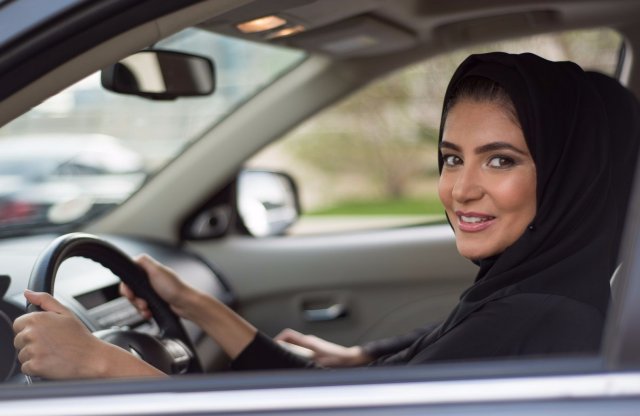 Hamarosan a nők is vezethetnek Szaúd-Arábiában