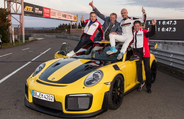 Így állít Nordschleife körrekordot a csúcs-911-es